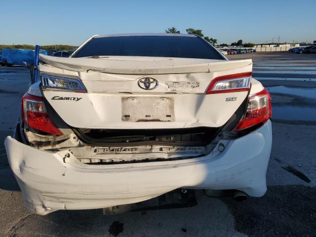 4T1BF1FK2CU198403 - 2012 TOYOTA CAMRY BASE Blanco foto 6