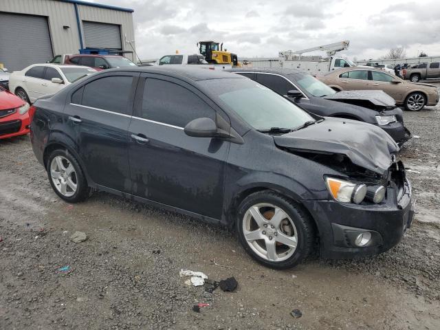 1G1JE5SB6F4127539 - 2015 CHEVROLET SONIC LTZ BLACK photo 4