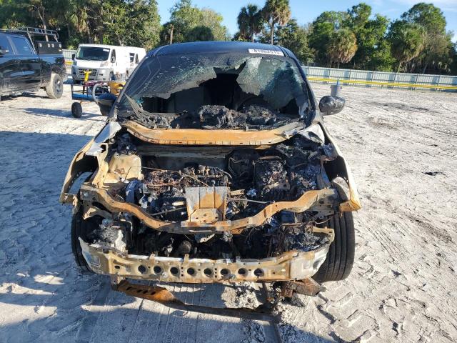 1FMCU0GD1KUA98618 - 2019 FORD ESCAPE SE Schwarz Foto 5