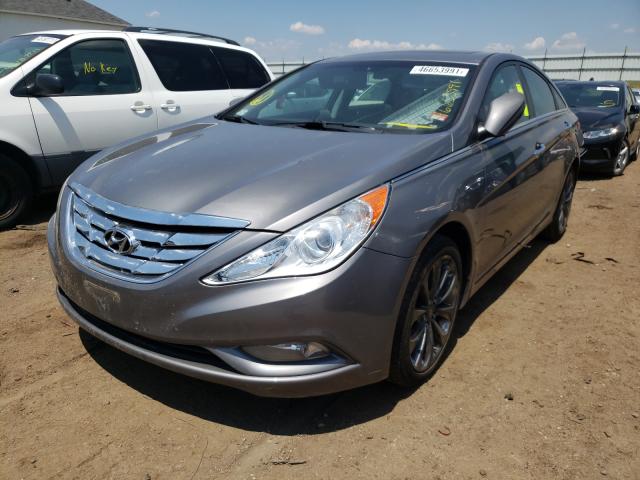 5NPEC4ACXBH086999 - 2011 HYUNDAI SONATA SE GRAY photo 2