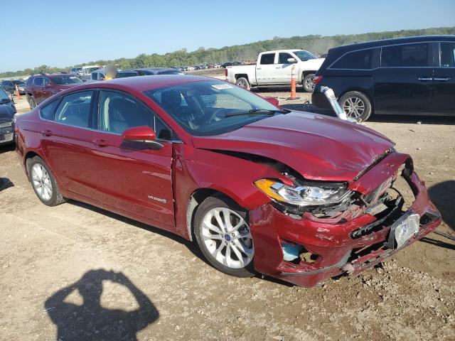 3FA6P0LU9KR241391 - 2019 FORD FUSION SE RED photo 4