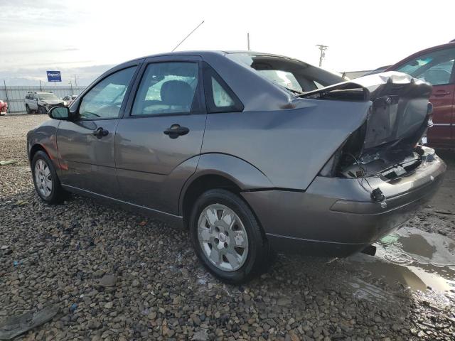 1FAHP34N67W278372 - 2007 FORD FOCUS ZX4 GRAY photo 2