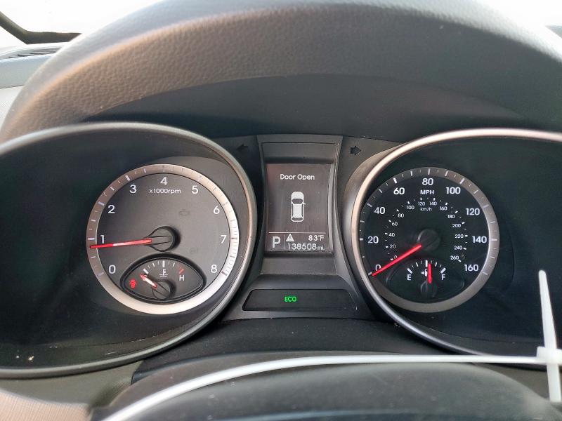 5XYZT3LB2GG317859 - 2016 HYUNDAI SANTA FE S BLACK photo 9