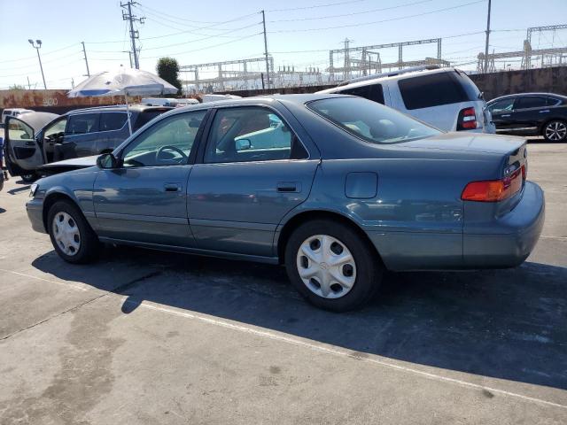 4T1BG22K31U810842 - 2001 TOYOTA CAMRY CE BLUE photo 2
