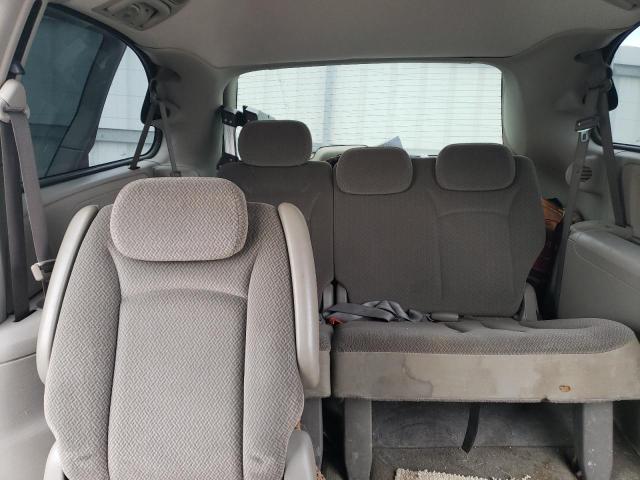 2A4GP54L66R836996 - 2006 CHRYSLER TOWN & COU TOURING RED photo 10