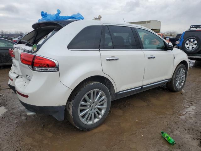 2LMDJ8JK5EBL15167 - 2014 LINCOLN MKX თეთრი ფოტო 3
