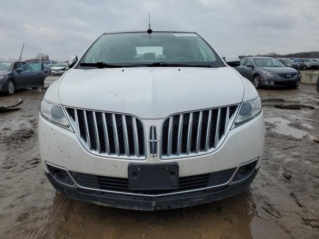 2LMDJ8JK5EBL15167 - 2014 LINCOLN MKX თეთრი ფოტო 5