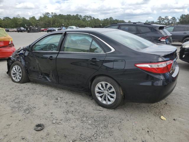 4T1BF1FK9HU726039 - 2017 TOYOTA CAMRY LE Czarny zdjęcie 2