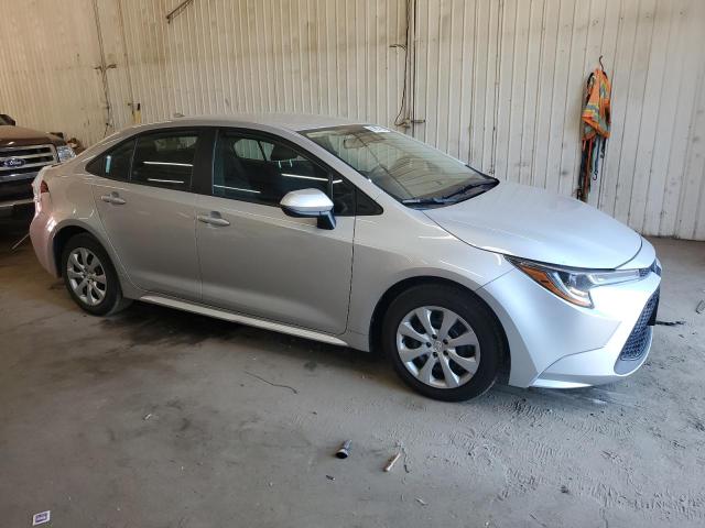 5YFEPMAE2NP367076 - 2022 TOYOTA COROLLA LE Gümüş foto 4