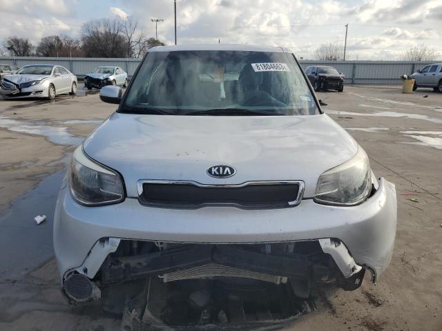 KNDJN2A24F7812404 - 2015 KIA SOUL SILVER photo 5