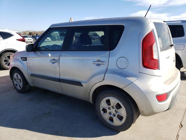 KNDJT2A5XC7446024 - 2012 KIA SOUL SILVER photo 2