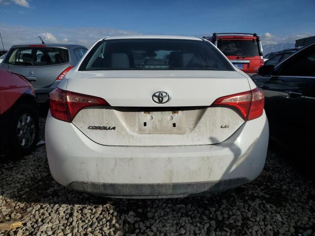 2T1BURHEXKC242983 - 2019 TOYOTA COROLLA L WHITE photo 6