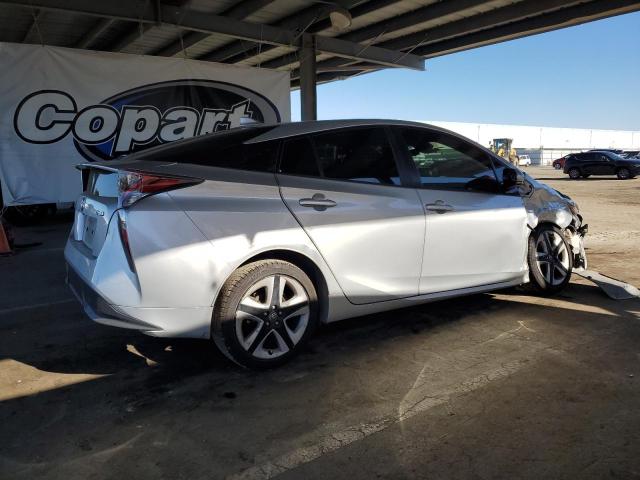 JTDKARFUXG3008717 - 2016 TOYOTA PRIUS SILVER photo 3