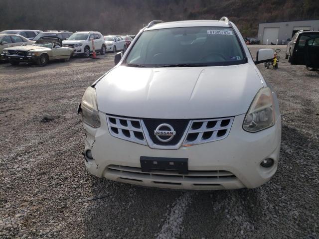 JN8AS5MV2BW282941 - 2011 NISSAN ROGUE S WHITE photo 5