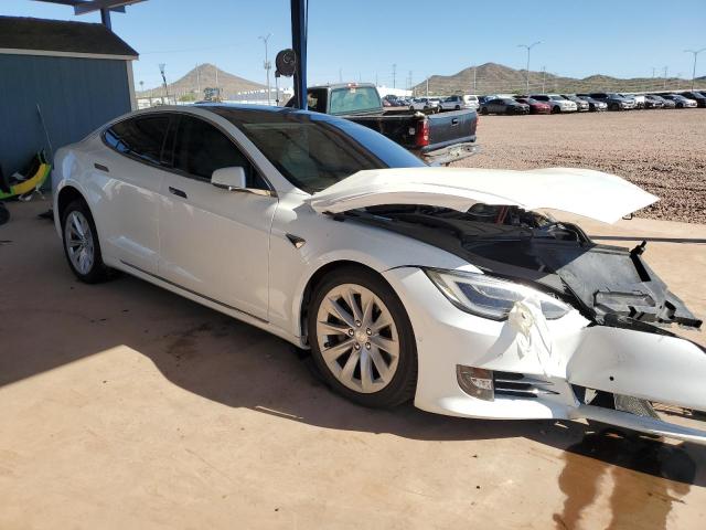 5YJSA1E28JF247419 - 2018 TESLA MODEL S თეთრი ფოტო 4