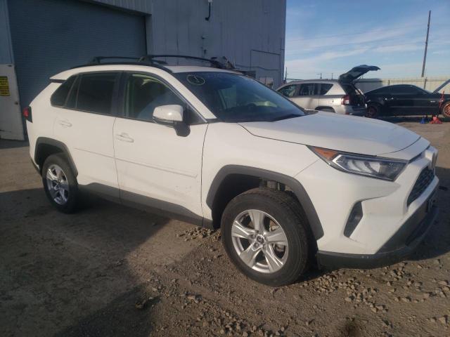 JTMP1RFV9LD066143 - 2020 TOYOTA RAV4 XLE WHITE photo 4