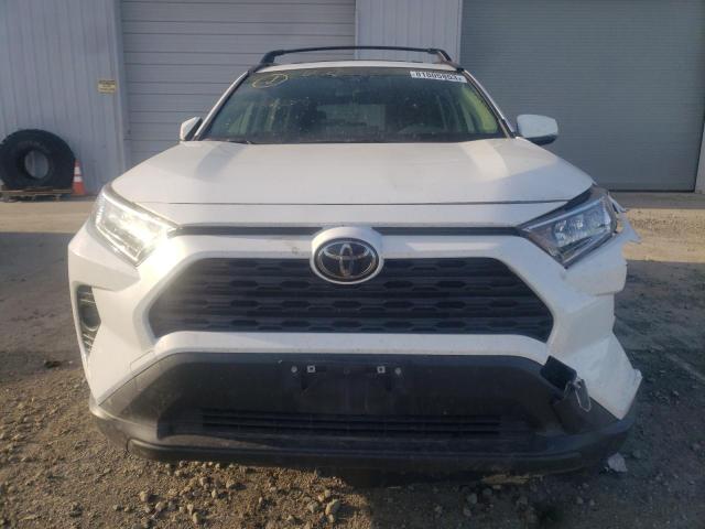 JTMP1RFV9LD066143 - 2020 TOYOTA RAV4 XLE WHITE photo 5