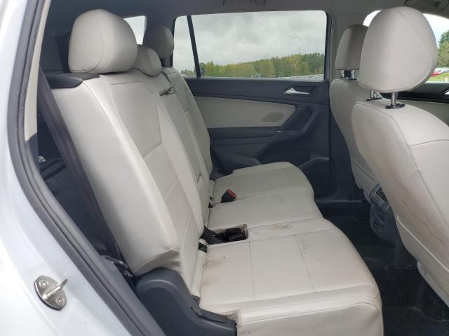 3VV3B7AX6JM000693 - 2018 VOLKSWAGEN TIGUAN SE Սպիտակ լուսանկար 11