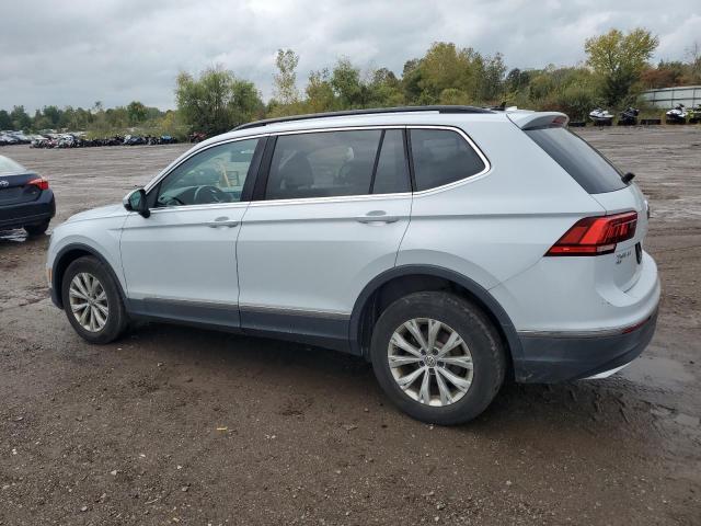 3VV3B7AX6JM000693 - 2018 VOLKSWAGEN TIGUAN SE Սպիտակ լուսանկար 2