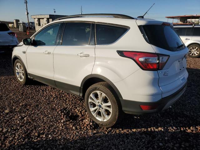 1FMCU0GD0HUD54689 - 2017 FORD ESCAPE SE WHITE photo 2