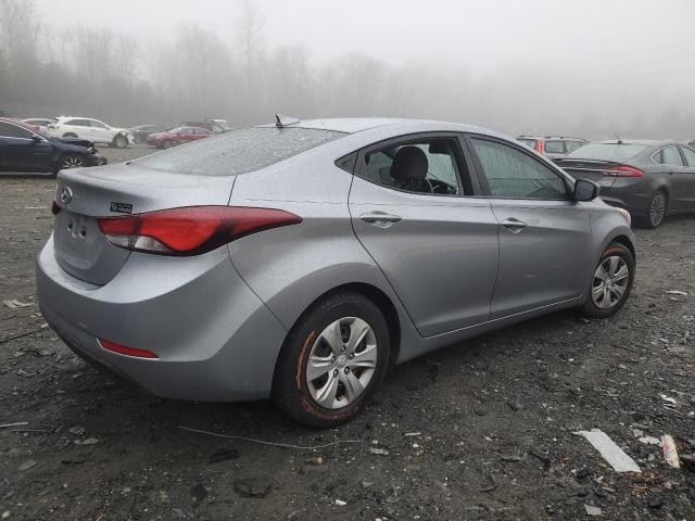 5NPDH4AE3GH757306 - 2016 HYUNDAI ELANTRA SE SILVER photo 3