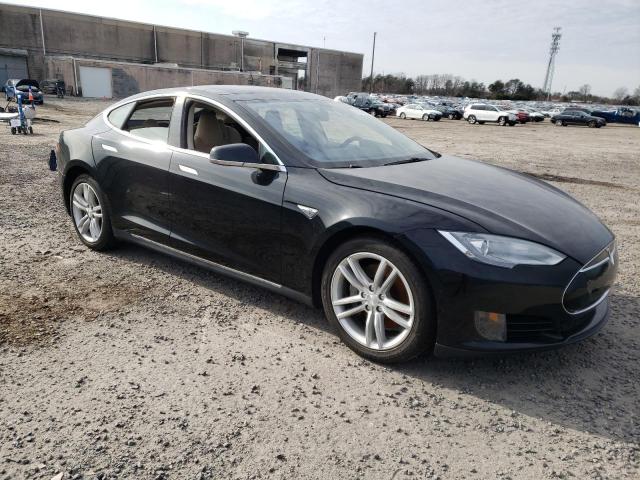 5YJSA1AG4DFP09609 - 2013 TESLA MODEL S Սև լուսանկար 4