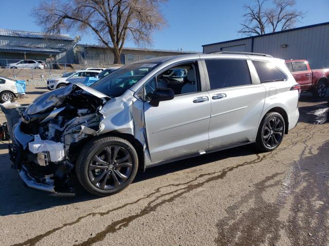 5TDDRKEC0PS170632 - 2023 TOYOTA SIENNA XSE SILVER photo 1