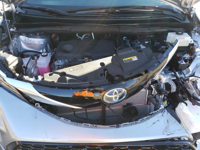 5TDDRKEC0PS170632 - 2023 TOYOTA SIENNA XSE SILVER photo 11