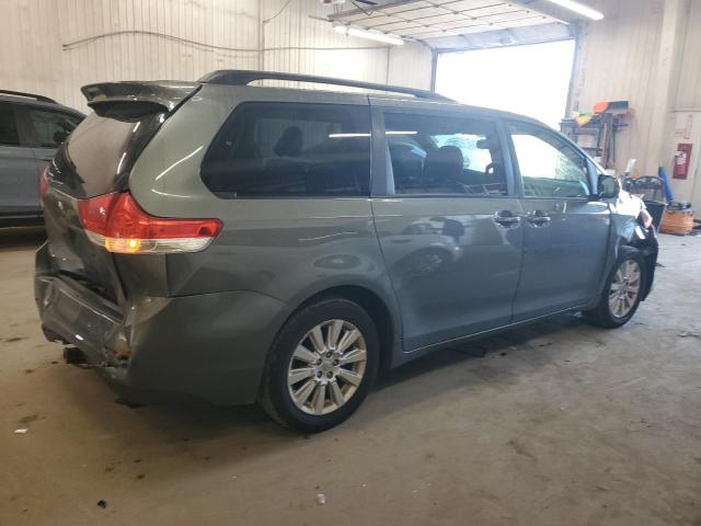 5TDJK3DC9BS017335 - 2011 TOYOTA SIENNA LE GREEN photo 3