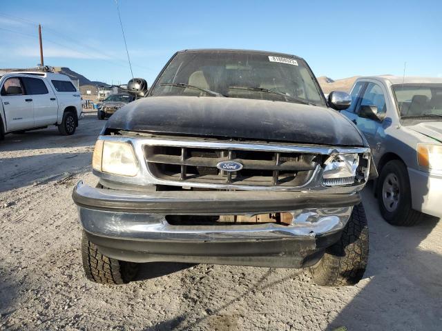 1FTZX0766WKB00436 - 1998 FORD F150 BLACK photo 5