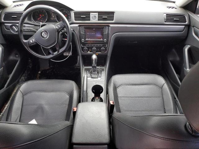 1VWDT7A37HC077921 - 2017 VOLKSWAGEN PASSAT R-LINE Schwarz Foto 8