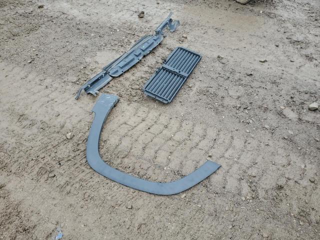 3GKALMEV8LL214074 - 2020 GMC TERRAIN SLE Արծաթագույն լուսանկար 13