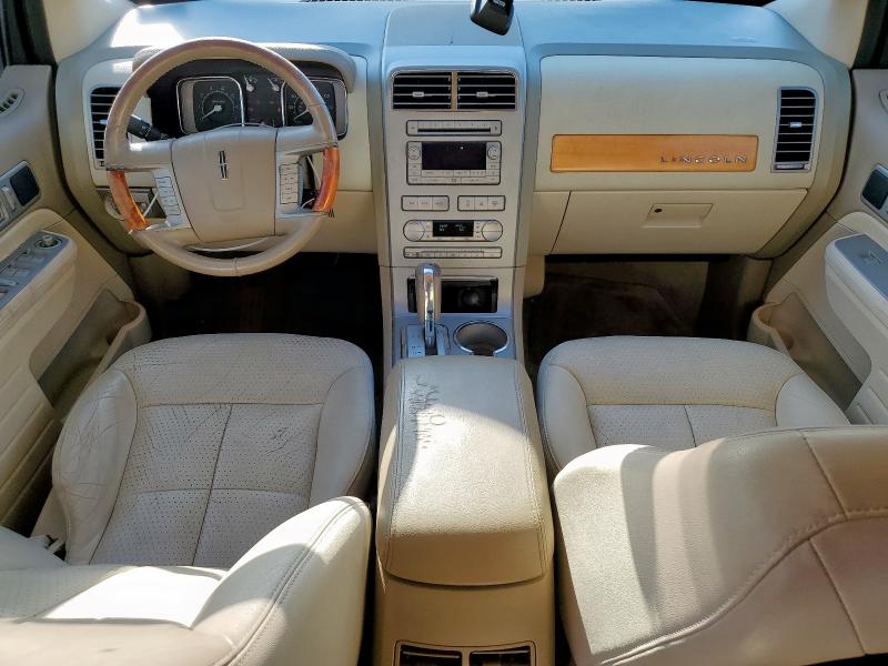 2LMDU68C77BJ37484 - 2007 LINCOLN MKX BEIGE photo 8
