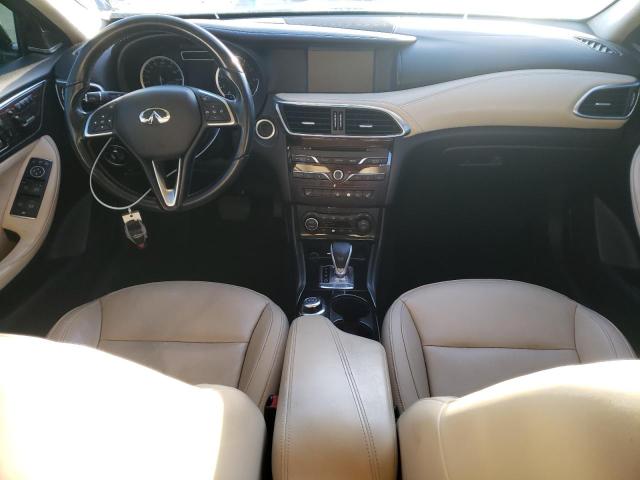 SJKCH5CRXHA014780 - 2017 INFINITI QX30 BASE فضي صورة 8