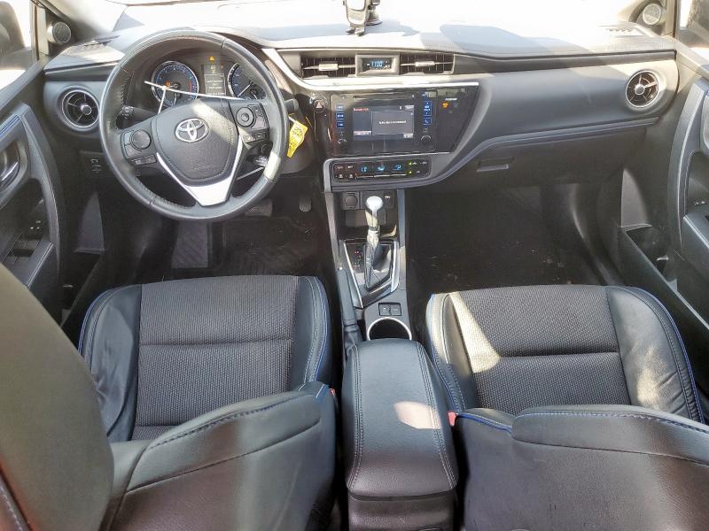 5YFBURHE3HP577592 - 2017 TOYOTA COROLLA L BLUE photo 8