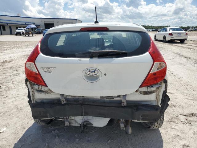 KMHCT5AEXFU212266 - 2015 HYUNDAI ACCENT GS WHITE photo 6