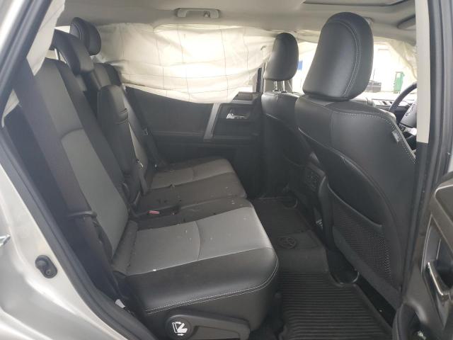 JTEFU5JR5M5235717 - 2021 TOYOTA 4RUNNER SR5 SILVER photo 10