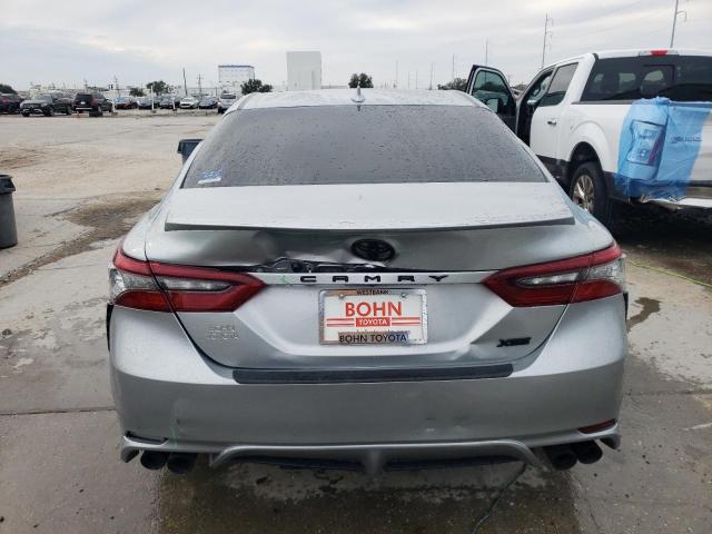 4T1K61AK3NU032269 - 2022 TOYOTA CAMRY XSE SILVER photo 6