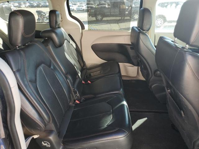 2C4RC1BG8JR316932 - 2018 CHRYSLER PACIFICA TOURING L BLUE photo 11