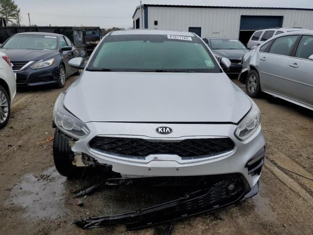 3KPF34AD8KE049015 - 2019 KIA FORTE GT LINE SILVER photo 5