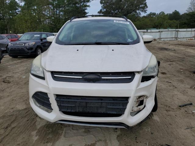 1FMCU9GX4DUC30725 - 2013 FORD ESCAPE SE WHITE photo 5