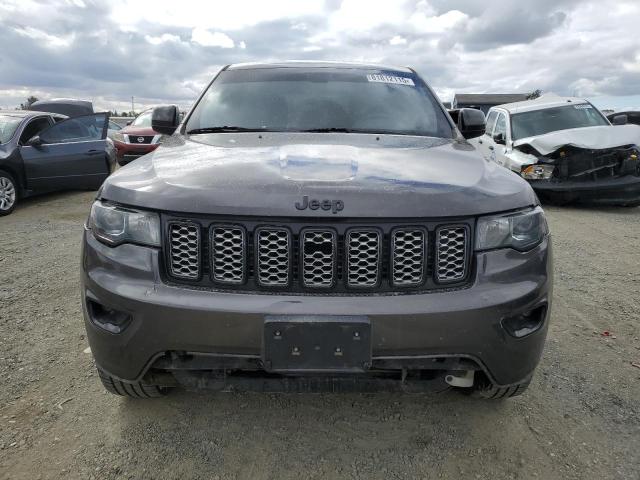 1C4RJFAG5JC189067 - 2018 JEEP GRAND CHEROKEE LAREDO 灰色 照片 5