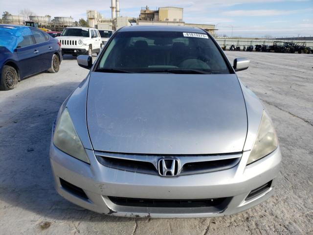 1HGCM66517A016155 - 2007 HONDA ACCORD EX SILVER photo 5