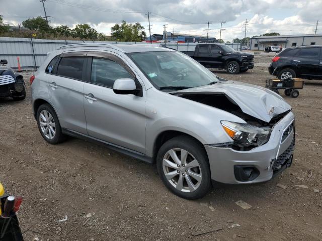 4A4AR3AU2EE018225 - 2014 MITSUBISHI OUTLANDER ES GRAY photo 4