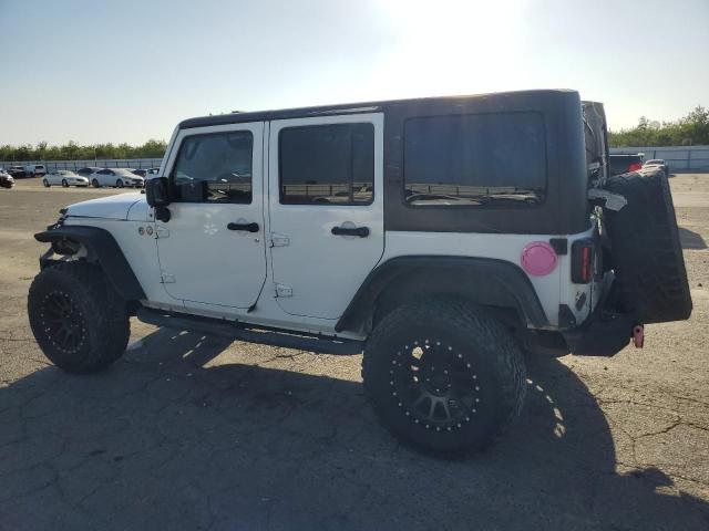 1C4HJWDG4EL316582 - 2014 JEEP WRANGLER U SPORT WHITE photo 2