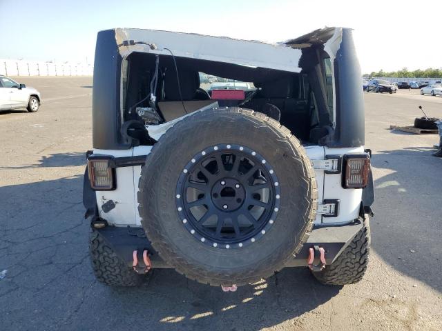 1C4HJWDG4EL316582 - 2014 JEEP WRANGLER U SPORT WHITE photo 6