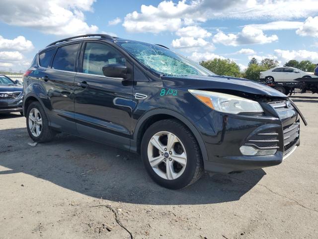 1FMCU9GX1FUC10273 - 2015 FORD ESCAPE SE შავი ფოტო 4