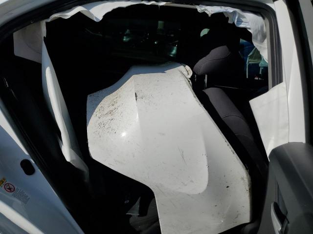 4T1B31HK3JU001211 - 2018 TOYOTA CAMRY LE WHITE photo 10