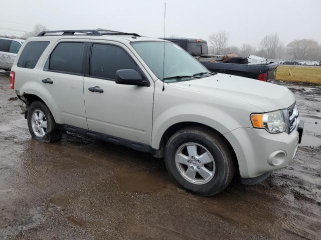 1FMCU03739KA87903 - 2009 FORD ESCAPE XLT BEIGE photo 4