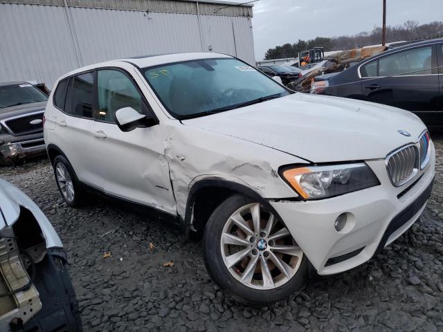 5UXWX9C55E0D14110 - 2014 BMW X3 XDRIVE28I WHITE photo 4